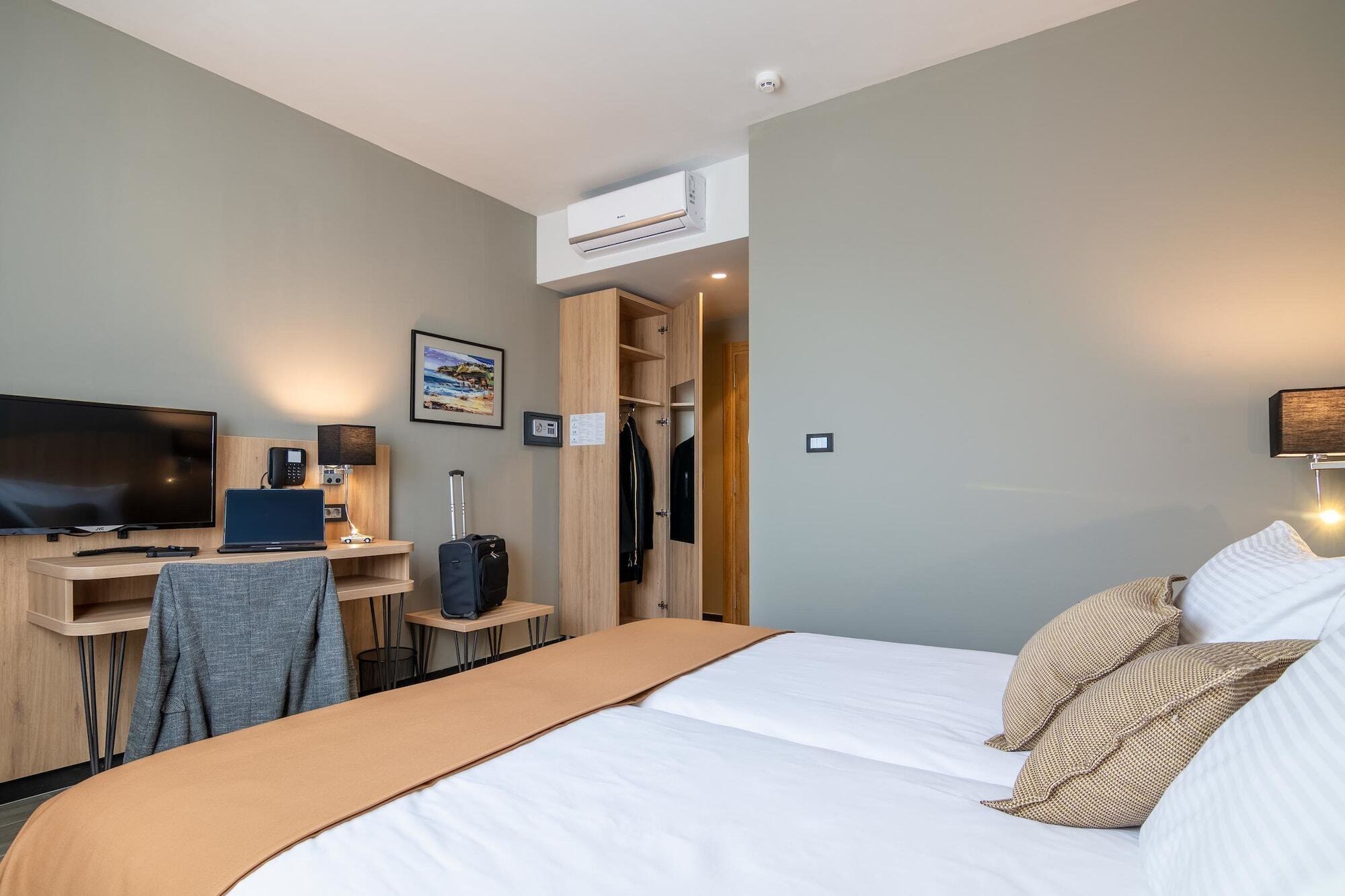Hotel Resurs بودغوريتْسا المظهر الخارجي الصورة