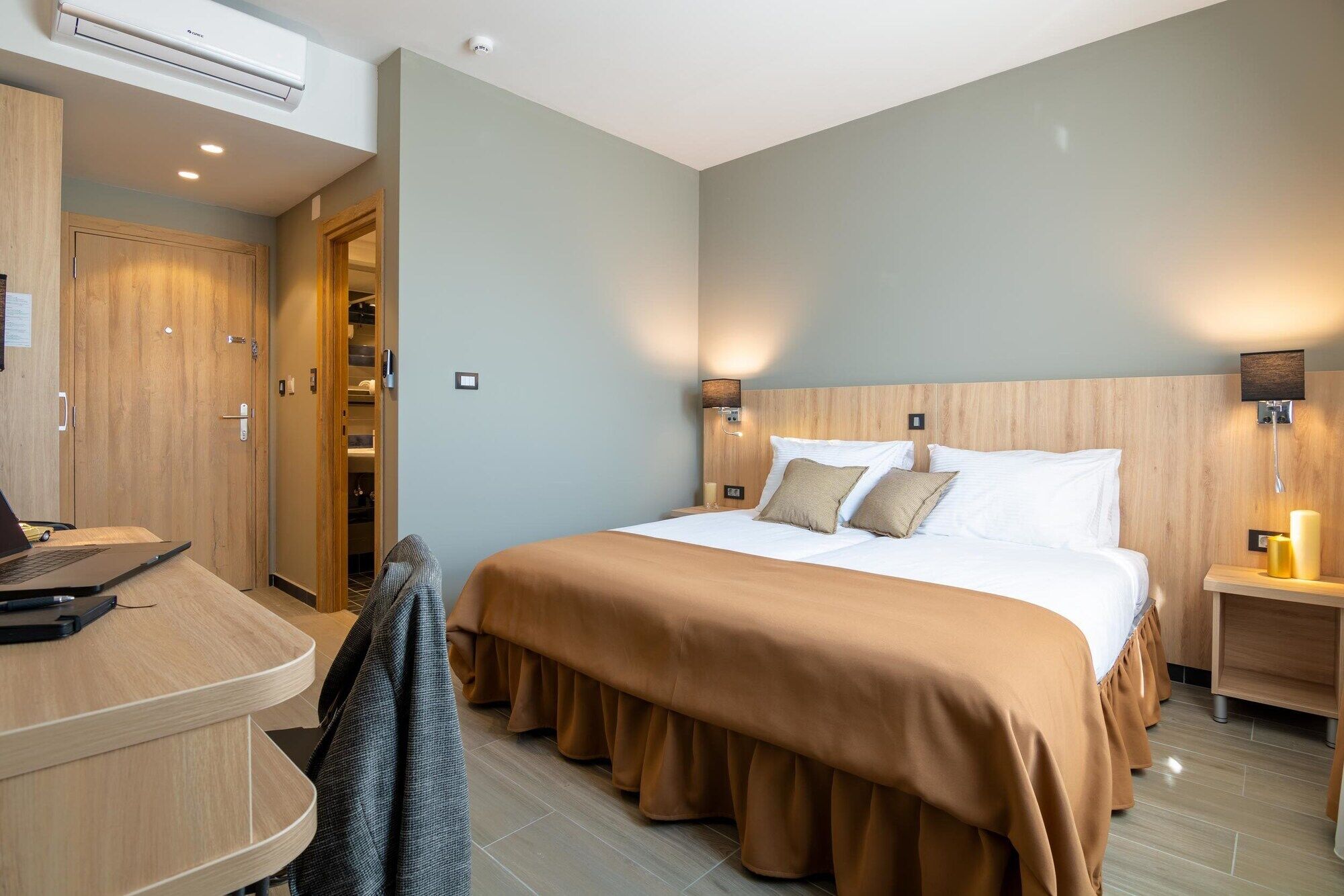 Hotel Resurs بودغوريتْسا المظهر الخارجي الصورة