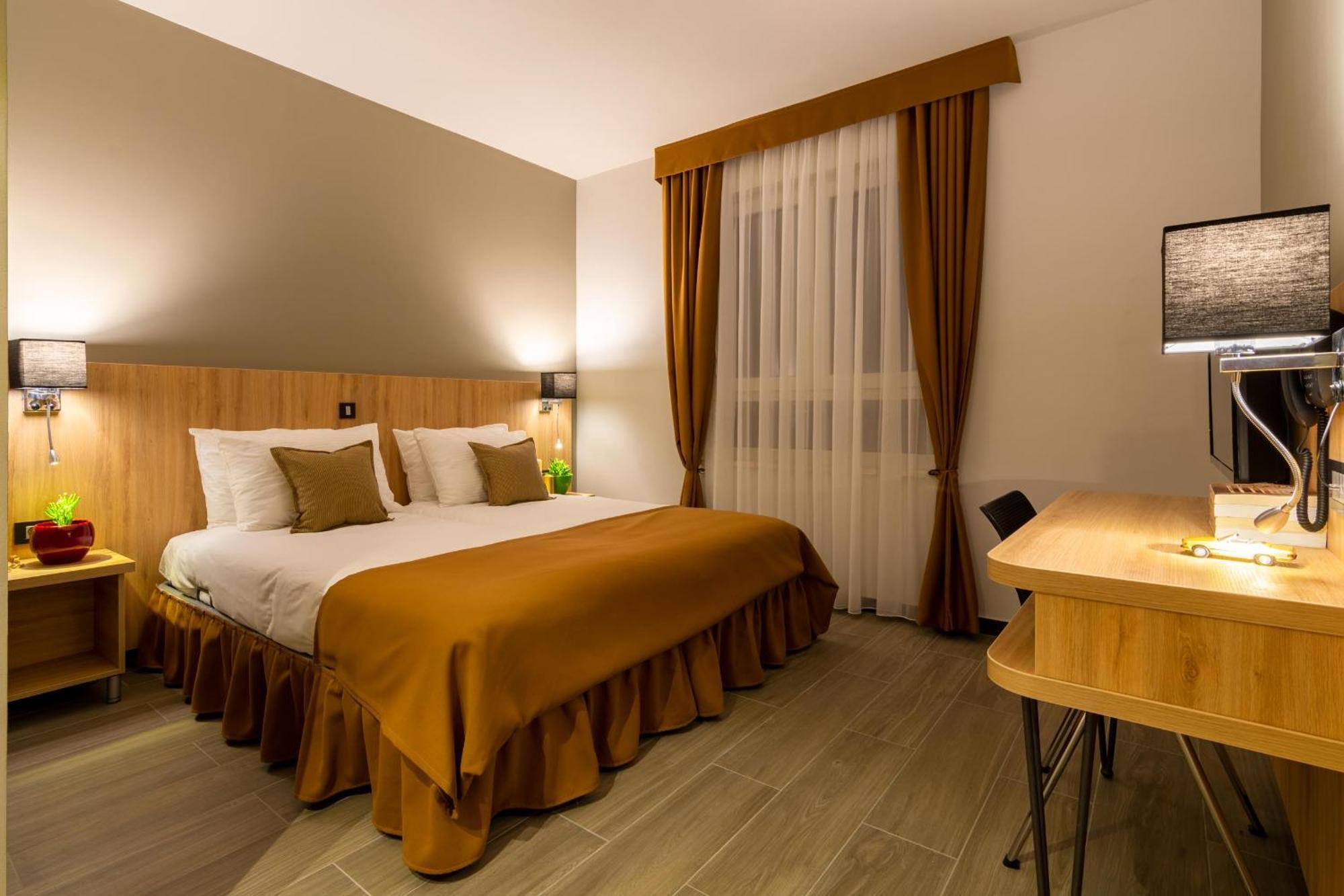 Hotel Resurs بودغوريتْسا المظهر الخارجي الصورة